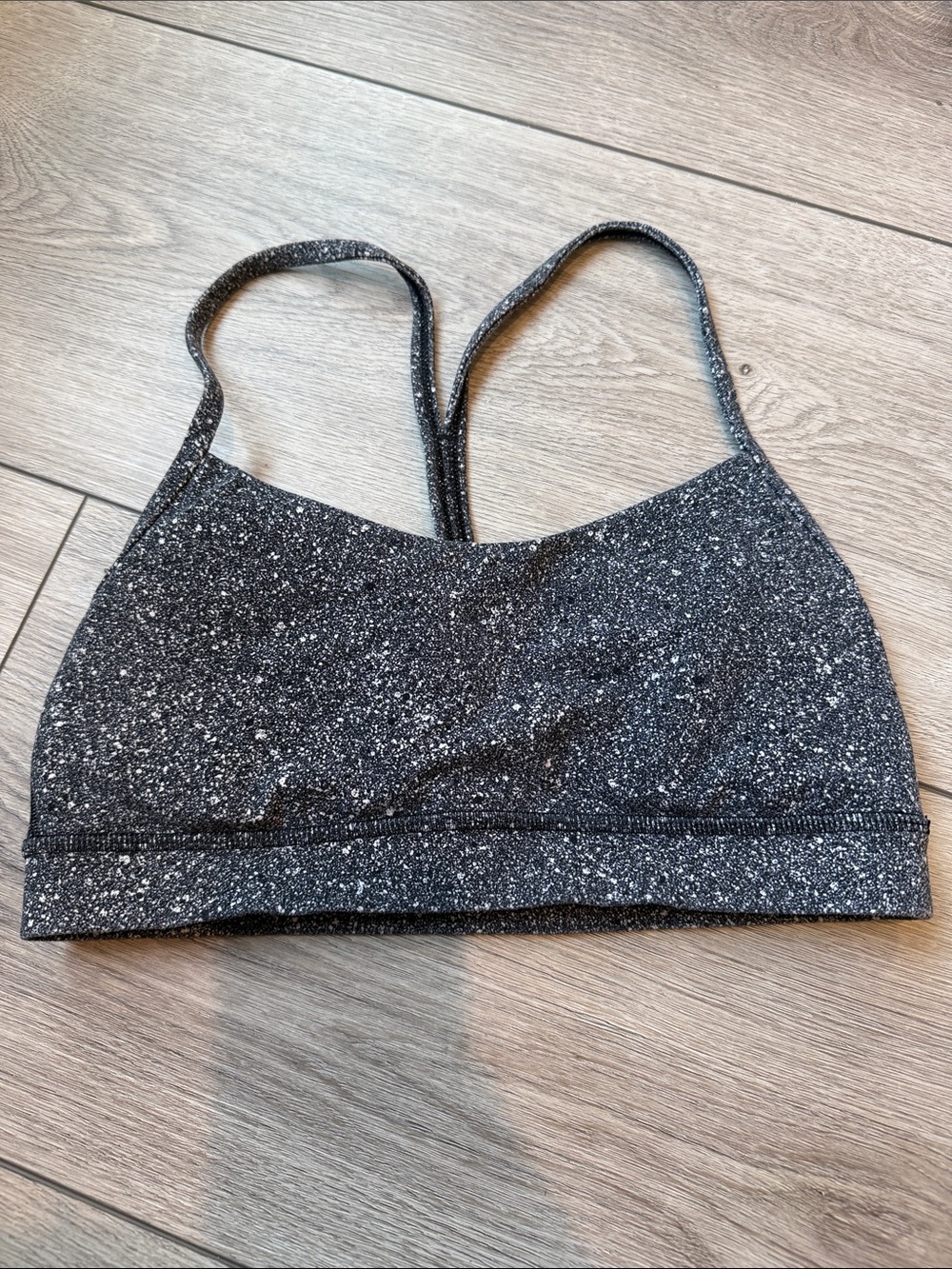 Lululemon black and white sports bra